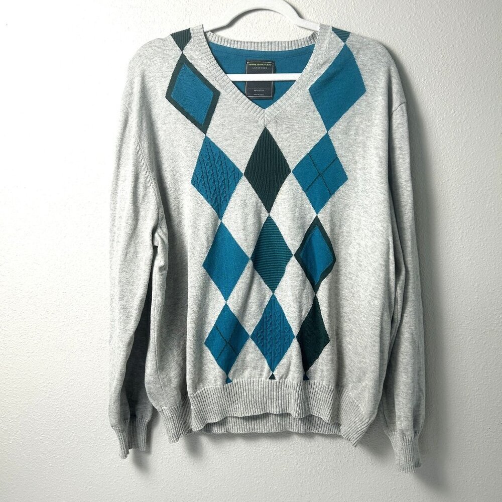 John Bartlett Consensus Sweater Size XL Gray Blue Argyle V Neck Pullover